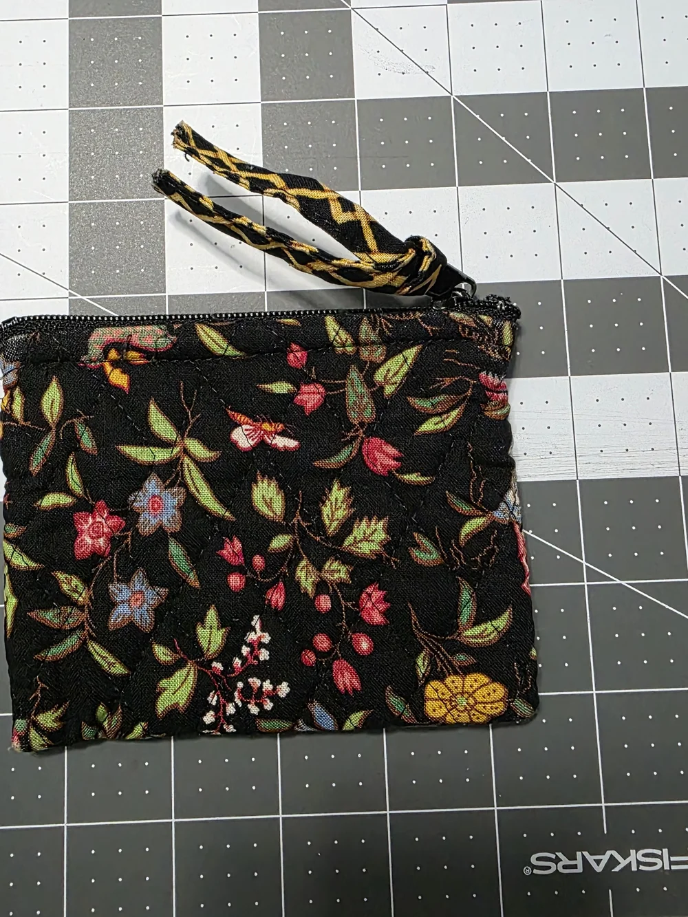 Retired Vera Bradley Black Floral Wristlet Coin Pouch with Yellow Trim